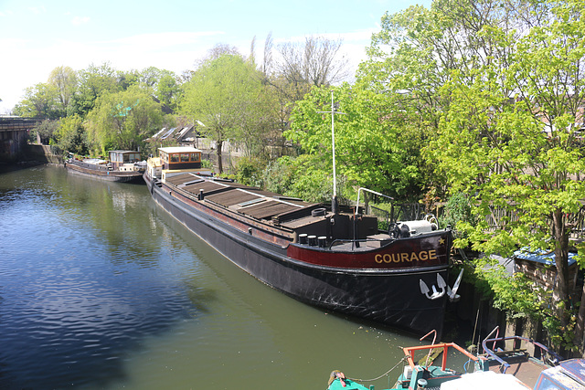 The Thames Path - Teddington to Kew Bridge, north bank