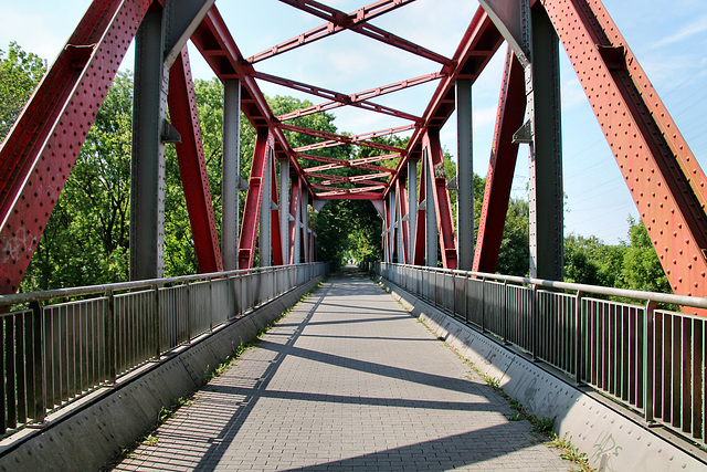 Auf der Erzbahnbrücke 4 (Bochum-Hordel) / 21.05.2018