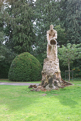 Salt worker – statue at Droitwich, UK