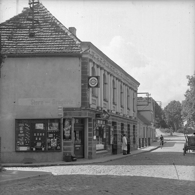 Stern-Drogerie in Sternberg vor 1950